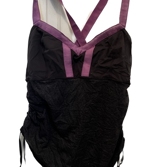 Dark grey lululemon tank. Size 8. - Picture 2 of 3